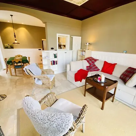 Strandpalais/lee Apartment *