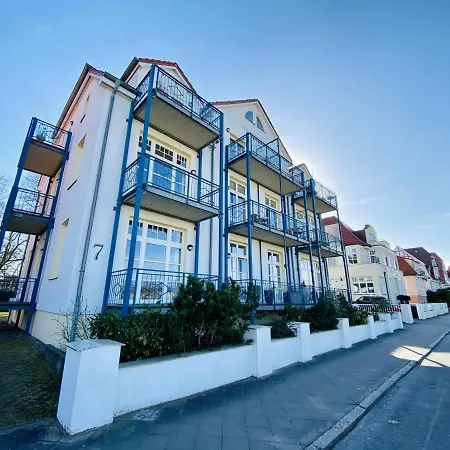 Strandpalais/lee Apartamento *